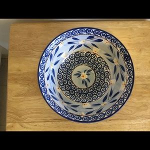 Temptations serving bowl.  Old World design.